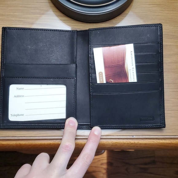 Coach NBA leather wallet - Picture 2 of 4